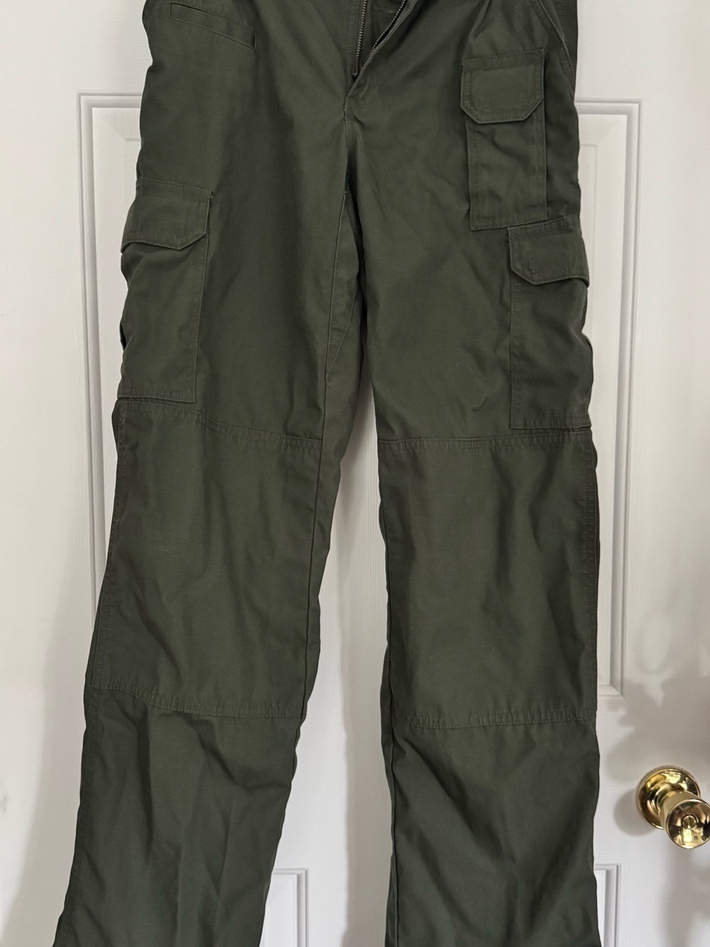 Women’s 5.11 Tactical Dark Olive Straight-Leg Cargo Pants, 8 Long
